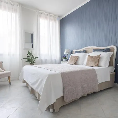 Ca Del Mar Luxury Апартаменты *