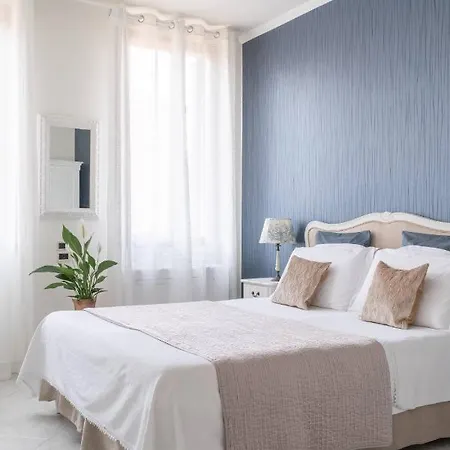 Апартаменты Ca Del Mar Luxury